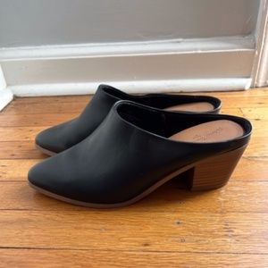 NEVERWORN Universal Thread Mules SIZE 7.5